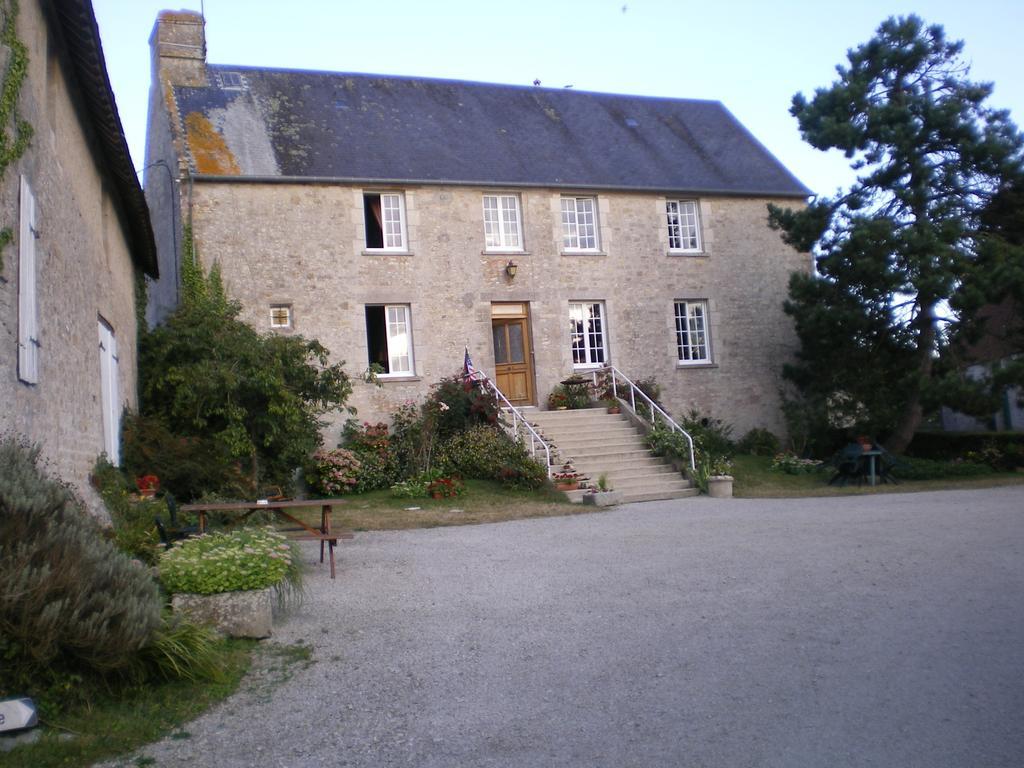 Ferme Manoir La Fiere Bed and Breakfast Sainte-Mère-Église Eksteriør billede