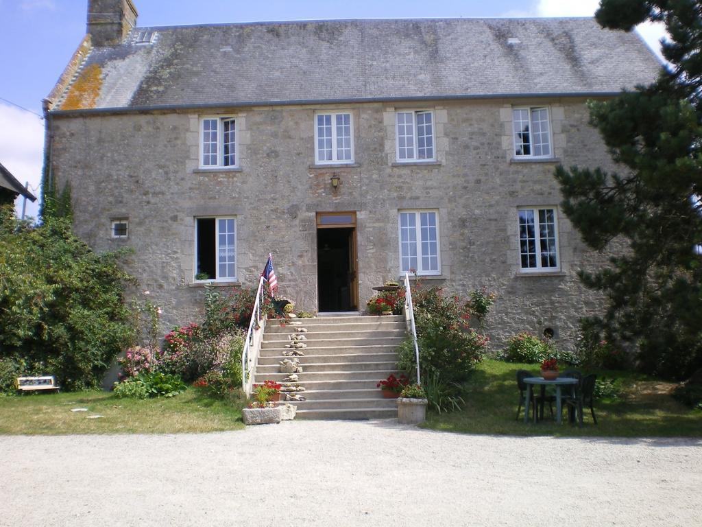 Ferme Manoir La Fiere Bed and Breakfast Sainte-Mère-Église Eksteriør billede