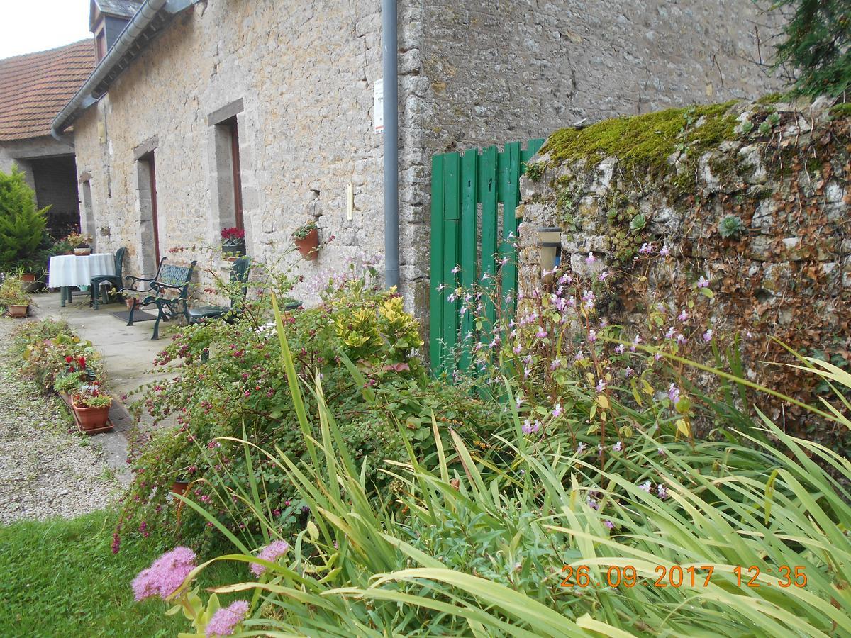 Ferme Manoir La Fiere Bed and Breakfast Sainte-Mère-Église Eksteriør billede