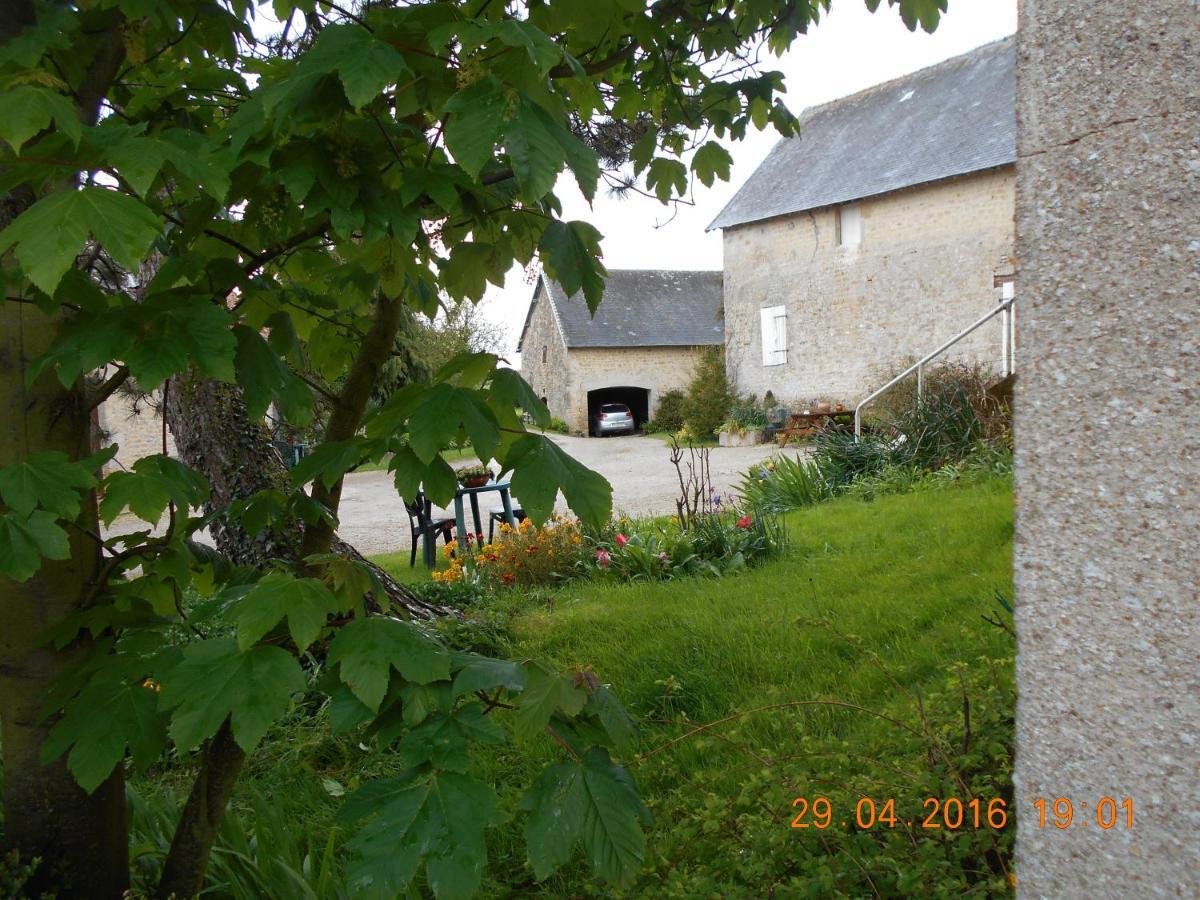 Ferme Manoir La Fiere Bed and Breakfast Sainte-Mère-Église Eksteriør billede