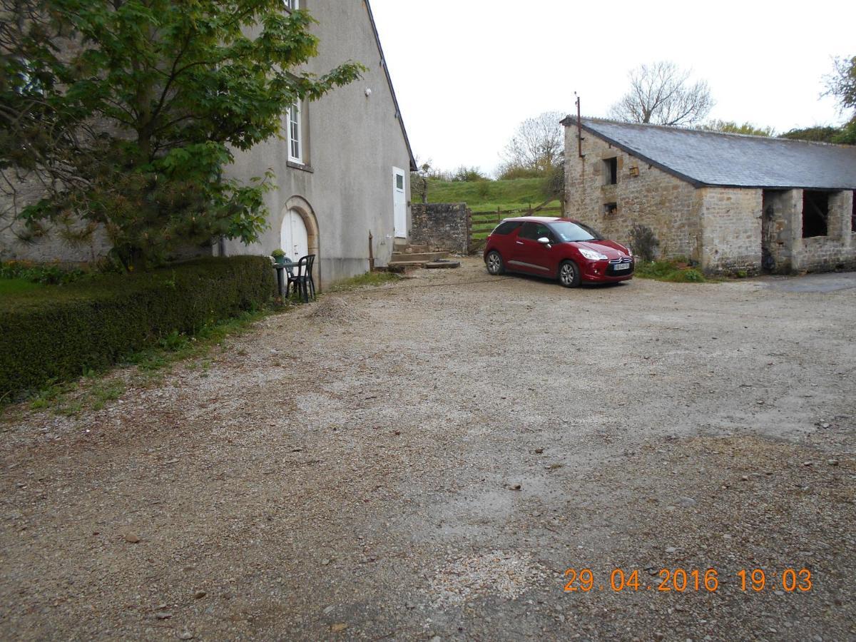 Ferme Manoir La Fiere Bed and Breakfast Sainte-Mère-Église Eksteriør billede