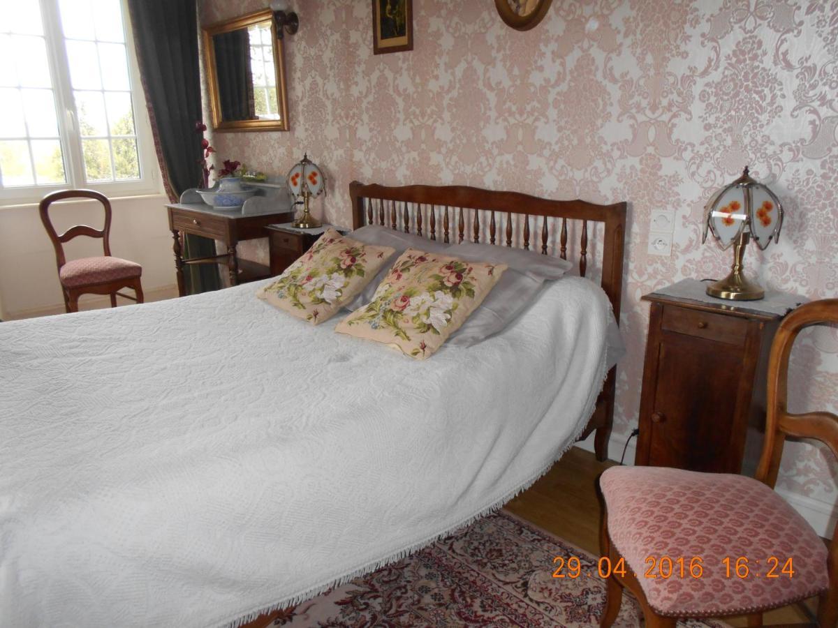 Ferme Manoir La Fiere Bed and Breakfast Sainte-Mère-Église Eksteriør billede